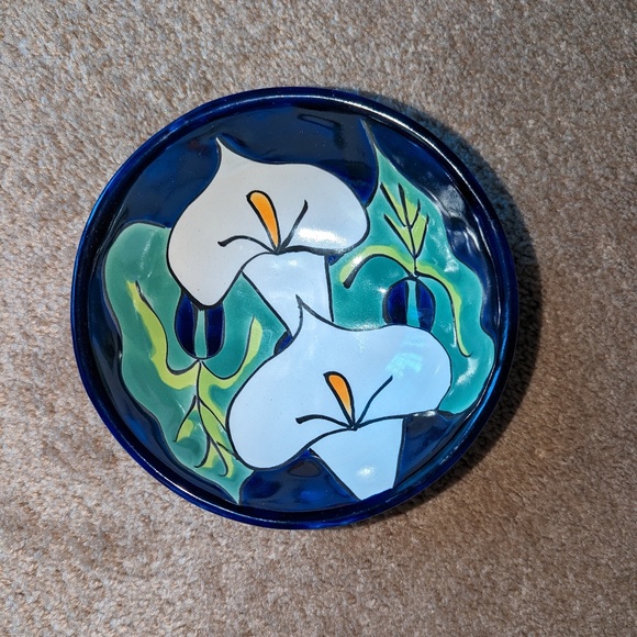Mexican Talavera Calla Lily Hand Painted Pottery Bowl - Picture 1 of 5